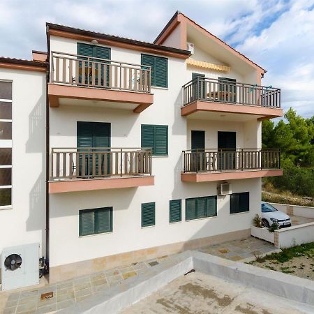 Apartments Karmen พรีมอชเตน ภายนอก รูปภาพ
