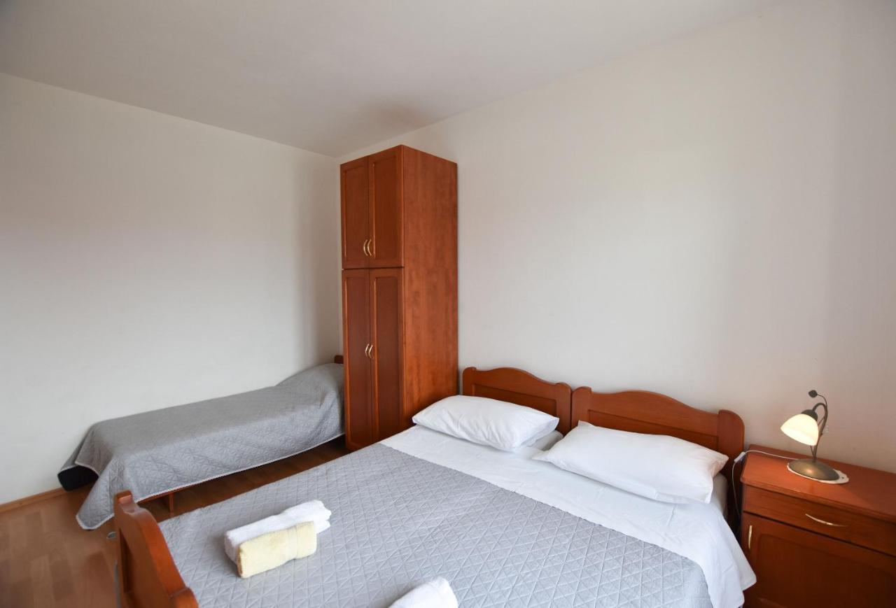 Apartments Karmen พรีมอชเตน ภายนอก รูปภาพ